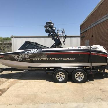 2011 Nautique 210