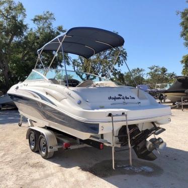 2004 Sea Ray 270 sun deck