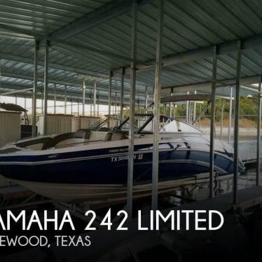 2011 Yamaha 242 limited