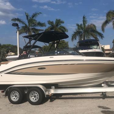 2017 Sea Ray spx 190 bowrider