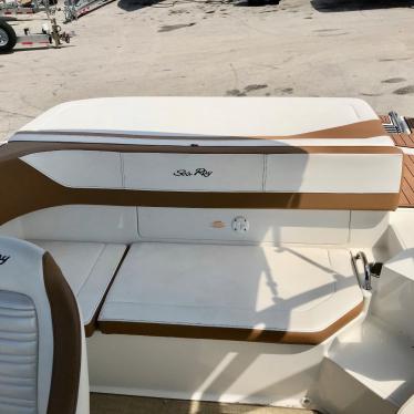 2017 Sea Ray spx 190 bowrider