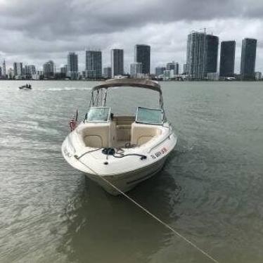 2001 Sea Ray 260 bowrider