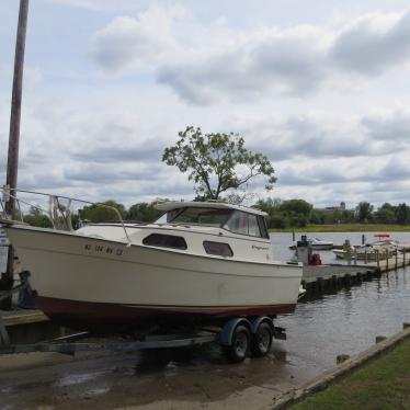 1982 Bayliner 2270 explorer