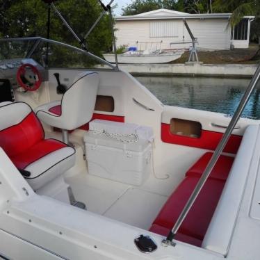 2004 Bayliner classic 222 ec