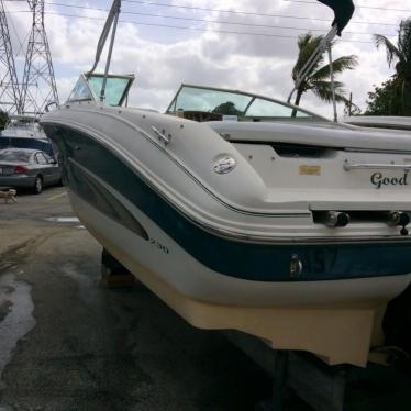 2000 Sea Ray 230 br