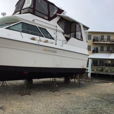 1989 Sea Ray 380 aft cabin