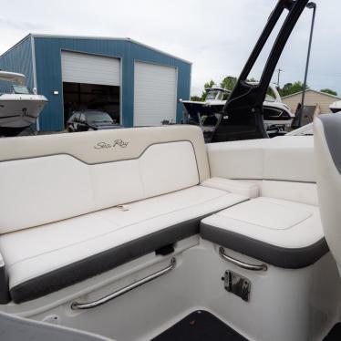 2012 Sea Ray sundeck