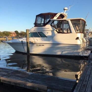 1989 Sea Ray 380 aft cabin