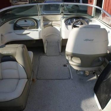 2005 Sea Ray 200 sport