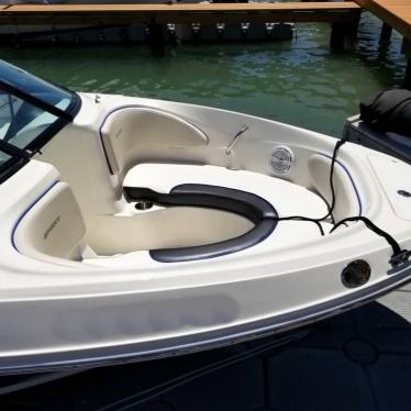 2014 Sea Ray 205 sport