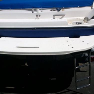 2006 Bayliner 212