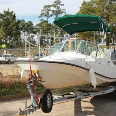 1979 Boston Whaler revenge 21