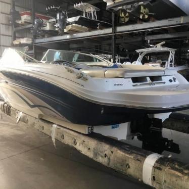 2002 Sea Ray 220 sundeck