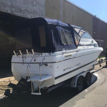 1995 Bayliner 2252 classic