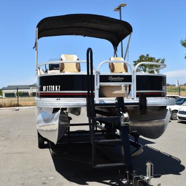 2012 Sun Tracker bass buggy 18 dlx pontoon