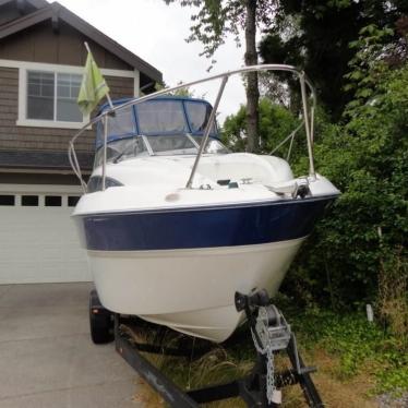 2004 Bayliner 245