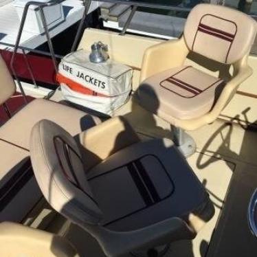 1983 Sea Ray 360 aft cabin