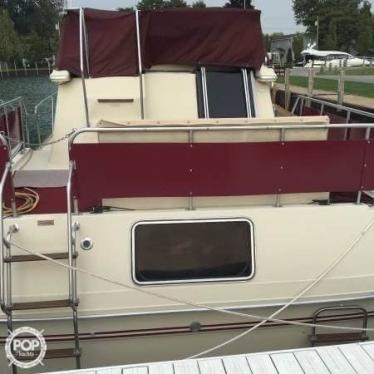 1983 Sea Ray 360 aft cabin