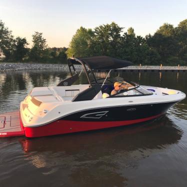 2017 Sea Ray slx-w 230