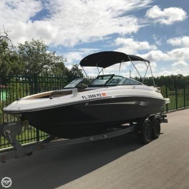 2015 Sea Ray sdx220