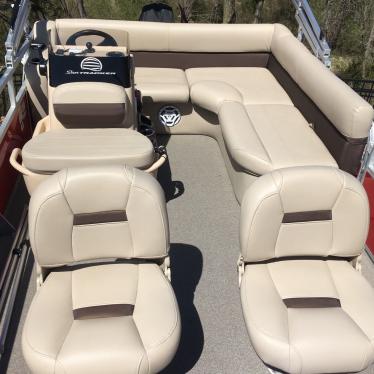 2017 Sun Tracker bass buggy dxl