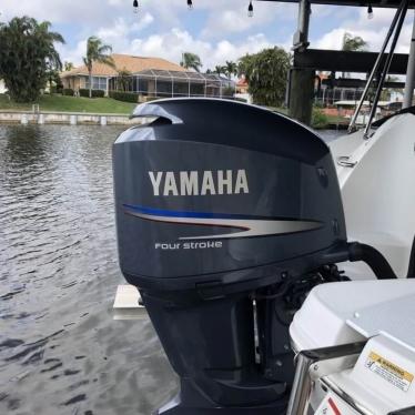 2012 Hurricane sundeck 2400 ob