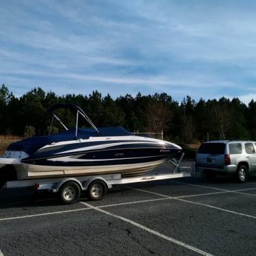 2011 Sea Ray 240 sundeck