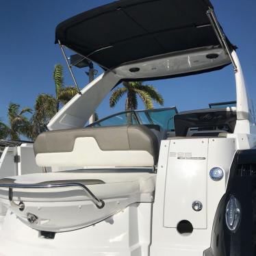 2015 Monterey 295 sport yacht new engine