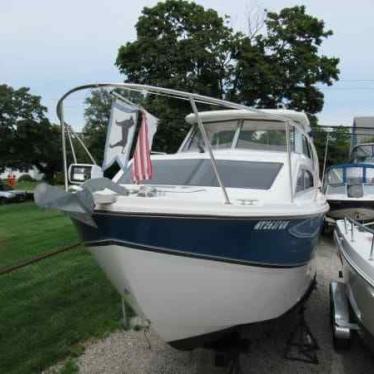 2012 Bayliner 266 discovery