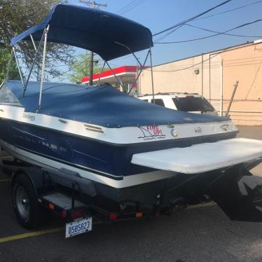 2008 Bayliner 195