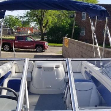 2008 Bayliner 195