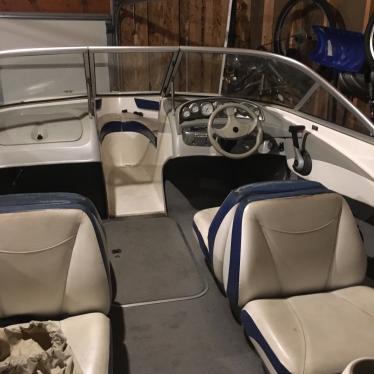 2005 Bayliner 185