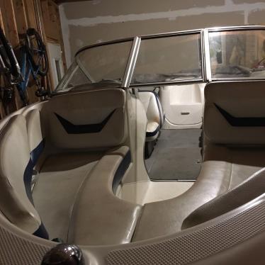 2005 Bayliner 185