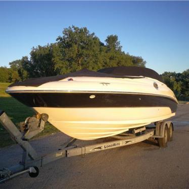 2004 Sea Ray sundeck 240