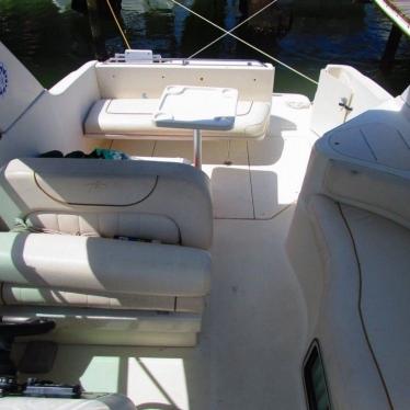 2000 Monterey 302 express cruiser