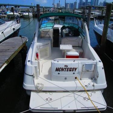 2000 Monterey 302 express cruiser