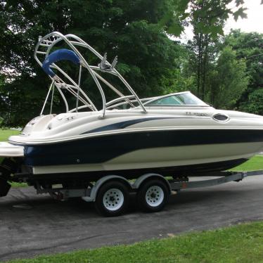 2004 Sea Ray