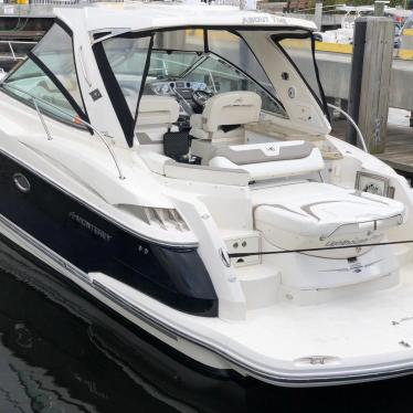 2011 Monterey 400 sport yacht