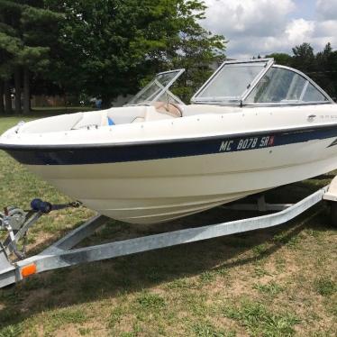 2004 Bayliner 185