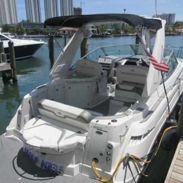 2011 Monterey 3200 sport yacht