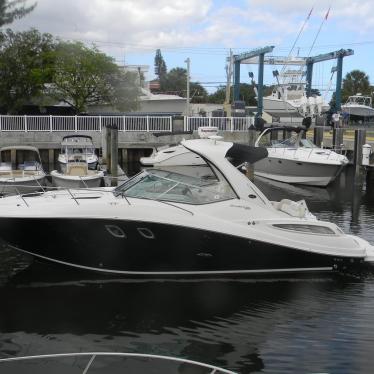 2013 Sea Ray 330 sundancer