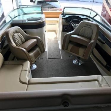 2015 Sea Ray 220 sundeck