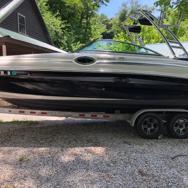 2008 Sea Ray sundeck 240