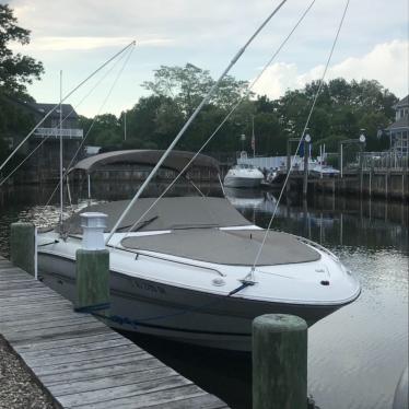 1998 Sea Ray 260 signature select