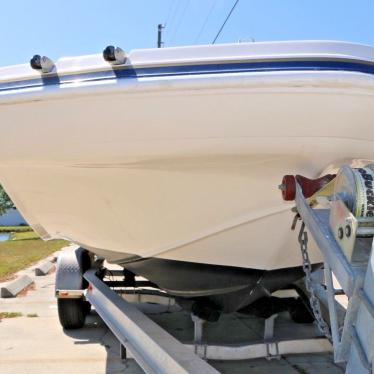 2005 Hurricane 237 sun deck