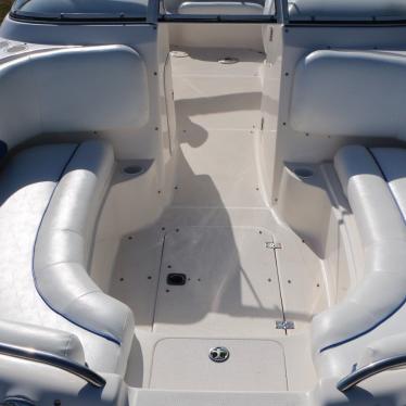 2005 Hurricane 237 sun deck