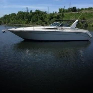 1990 Sea Ray 37