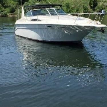 1990 Sea Ray 37