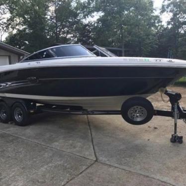 2005 Sea Ray 220 select