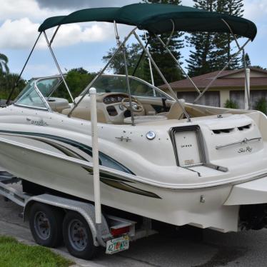 2000 Sea Ray sun deck